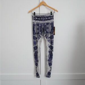 Niyama Sol Barefoot Dip Dye Midnight Leggings